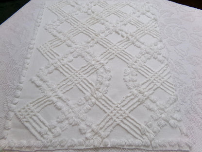 Wintry White Vintage Chenille Fabric Piece, Needletuft Sewing & Quilt Material, 18" x 22"