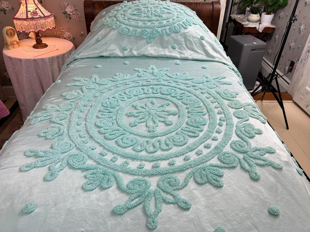 Seafoam Vintage Satin Bedspread Aqua Glamour Tufted Chenille Full Sz