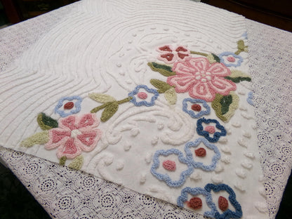Vintage White Chenille Fabric 29x23" Garden Floral Bouquet