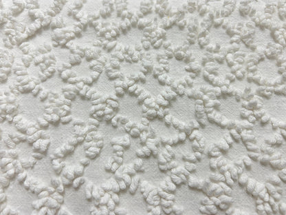 Vintage White Chenille Fabric, Chained Eternity Links, 19x25" Quilting Textile