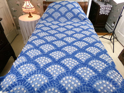 mermaid tail vintage chenille bedspread, lake cottage blue & white shell pop scallop design, full size antique cotton bedding, pom pom trim
