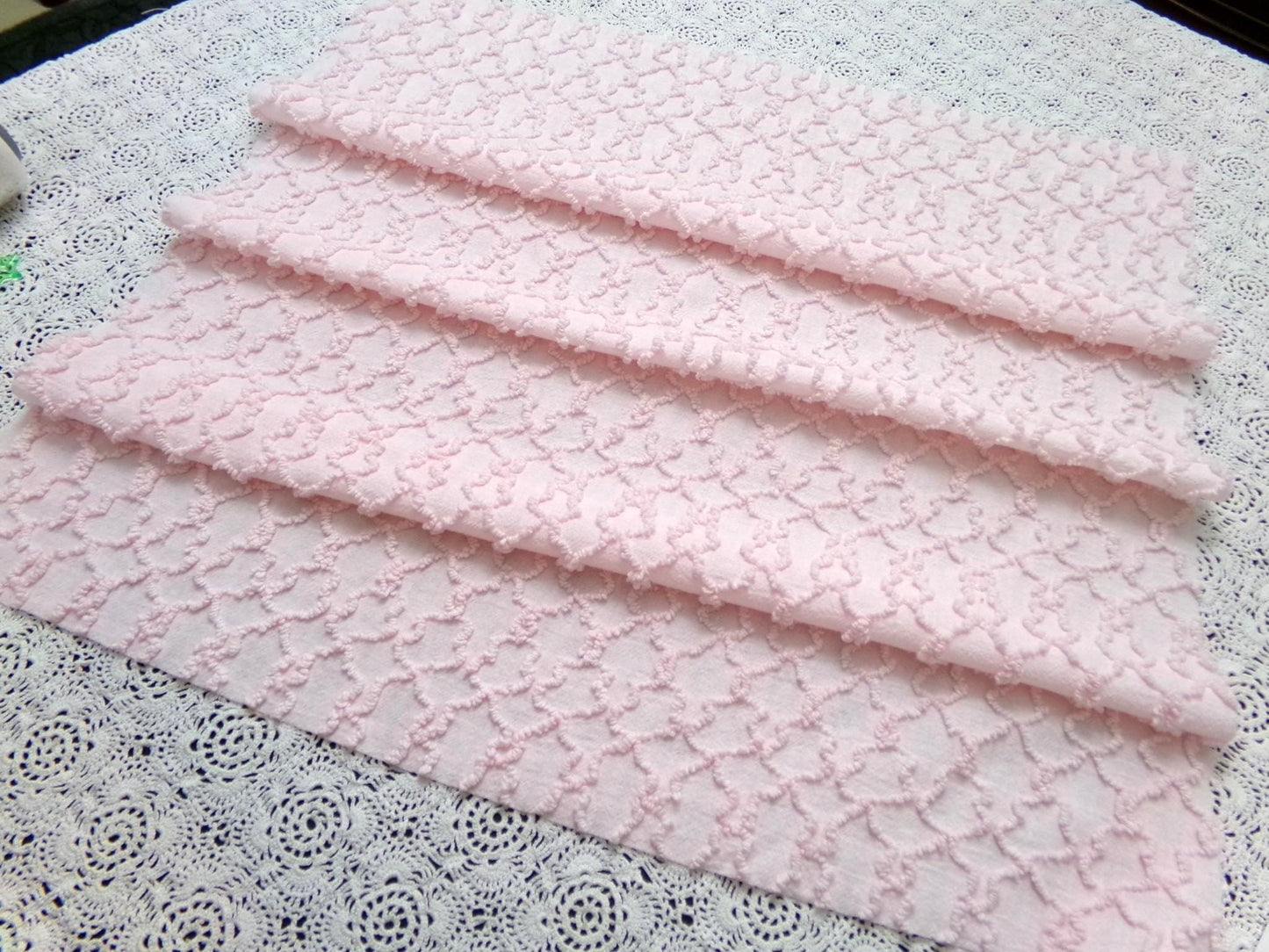 Pink Links Vintage Chenille Bedspread Fabric 18x24" Pc Textured Quilting Material