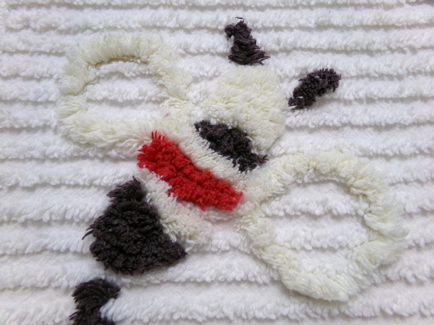Busy Bee Vintage Chenille Bedspread Fabric, Novelty Sewing Material 15" x 28" Piece
