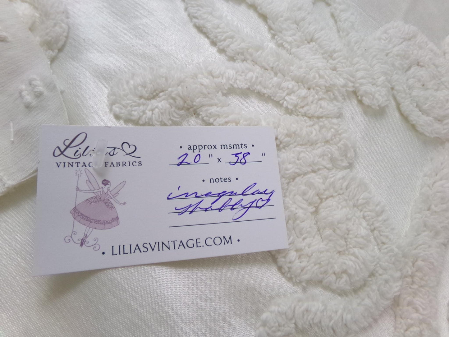 Romantic White Vintage Satin Chenille Bedspread Fabric, Shabby Large Medallion 38x20"