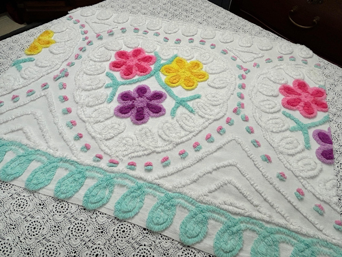 Sweetie Heart Vintage Chenille Bedspread Fabric Seafoam Curlicues 20x26" Textile