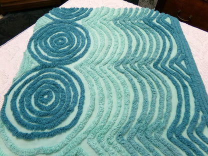 dramatic waves vintage chenille bedspread fabric, captivating quilt material 31" x 19"