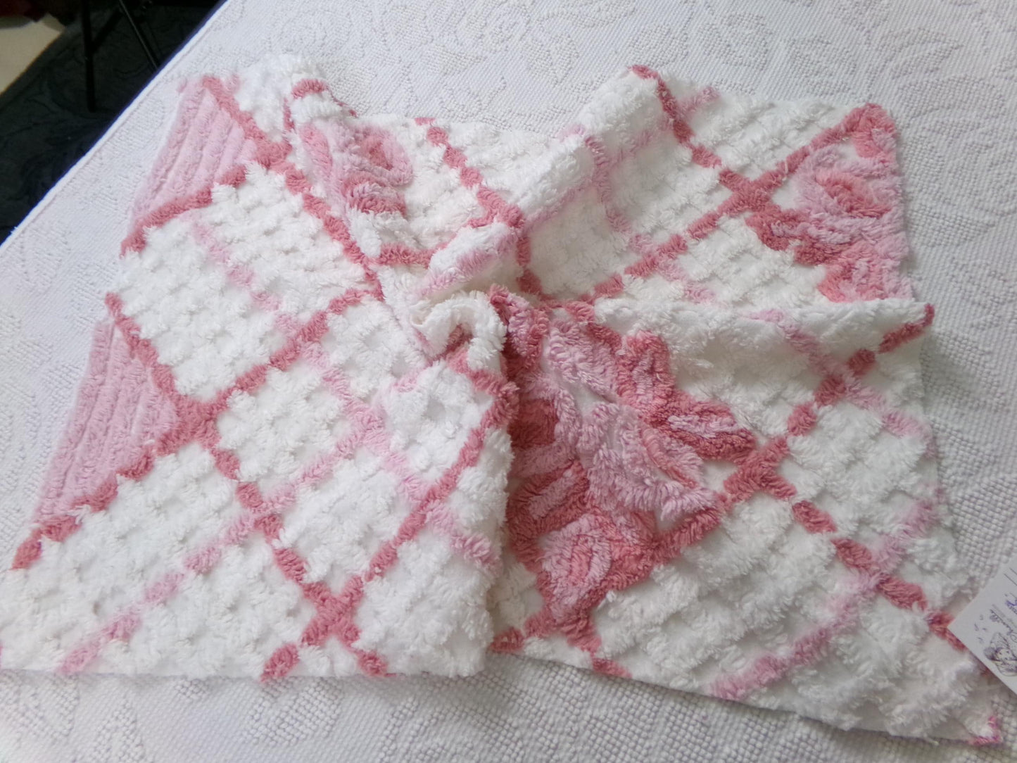 white & pink rose vintage chenille bedspread fabric, cottage chic quilt material, 18" x 25" piece