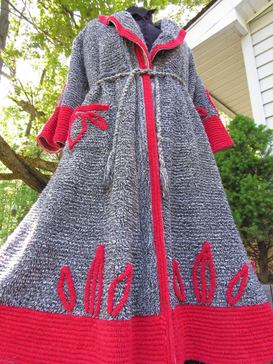 Salt & Pepper Siren Vintage Chenille Robe, Red Hot Statement Bathrobe with Kimono Sleeves, XS, Rare Petite Size