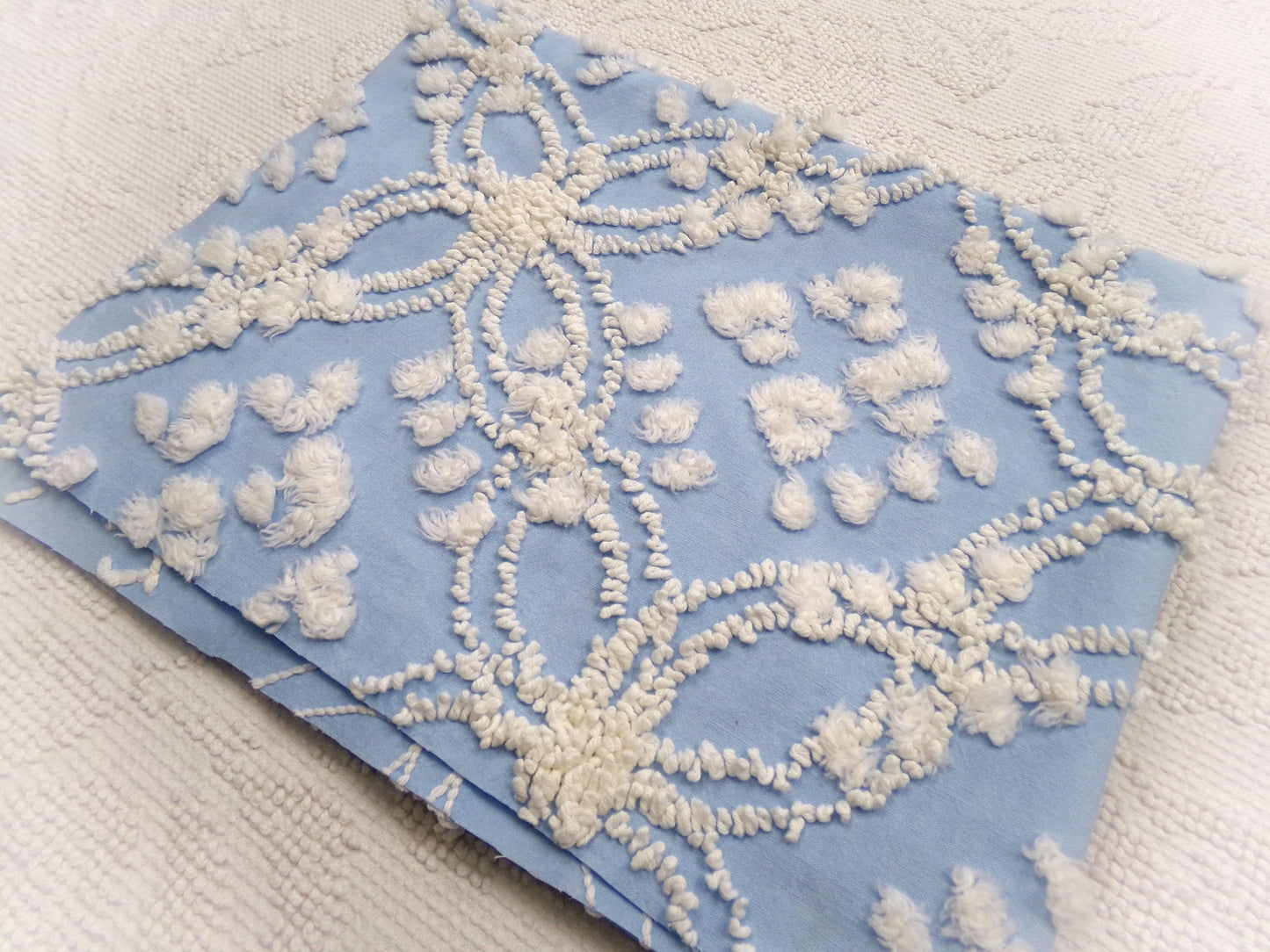 shabby beach chic vintage chenille fabric, 19" x 21" piece w/ snow white pops & links on sky blue cotton