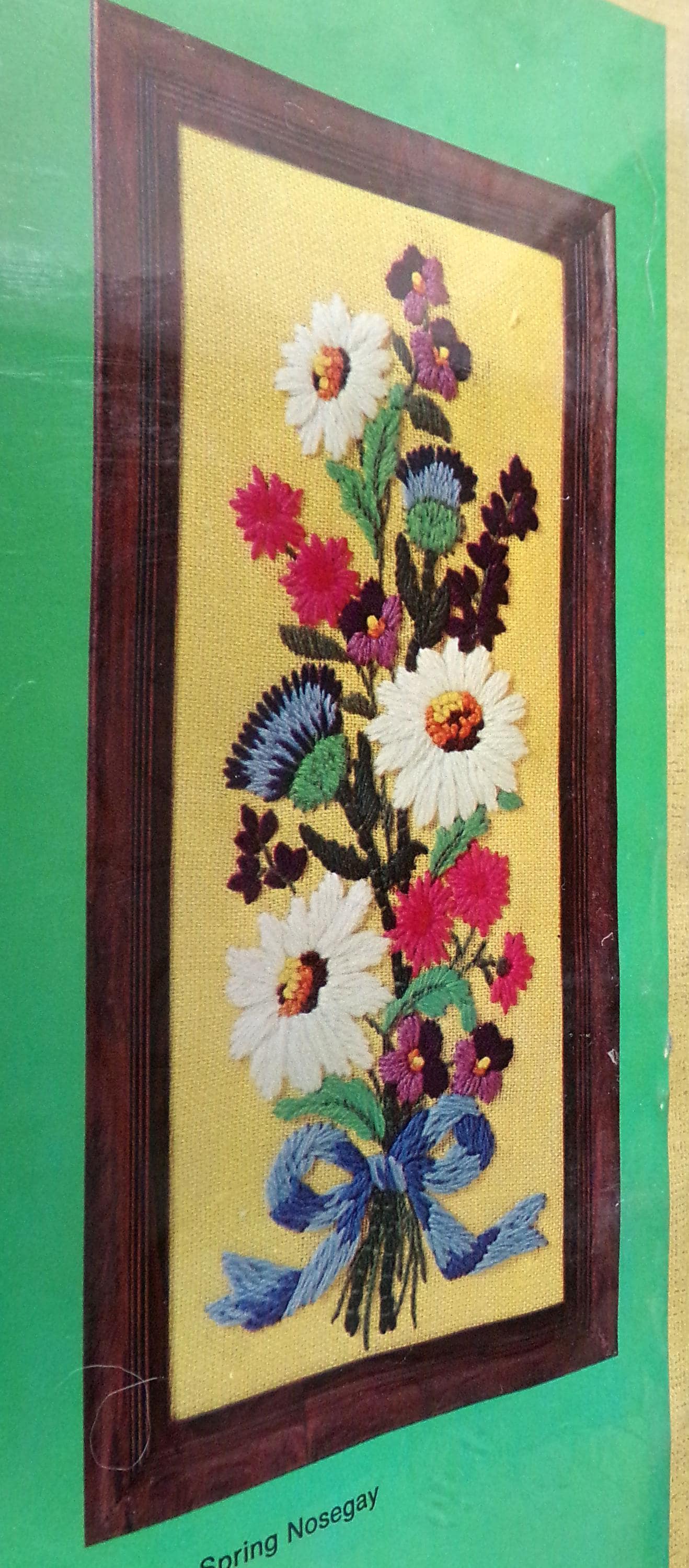 SPRING NOSEGAY Vintage Crewel Kit, WonderArt Embroidery 5028, Boho Hippie 70s Wall Hanging
