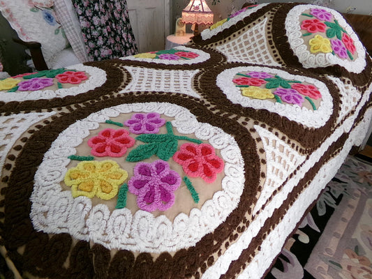Vintage Chenille Bedspread, Rainbow Hearts Chocolate Brown, Full Size