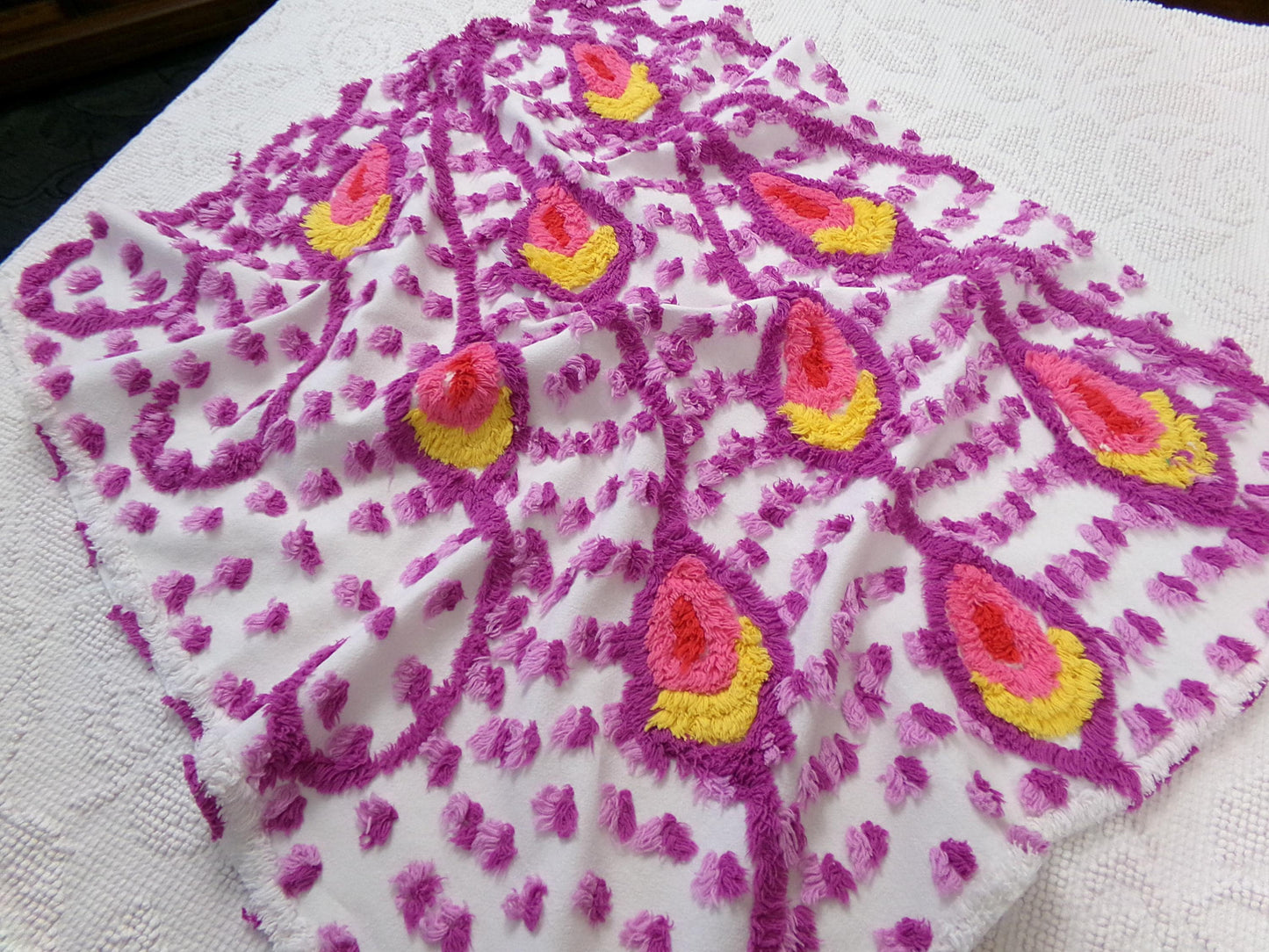 dazzling peacock feathers vintage chenille bedspread fabric 20" x 23"