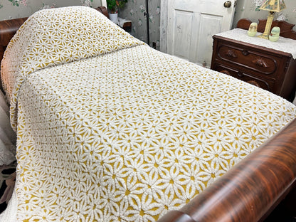 Boho Vintage Chenille Bedspread, Plush White Daisies Harvest Gold, TWIN Size