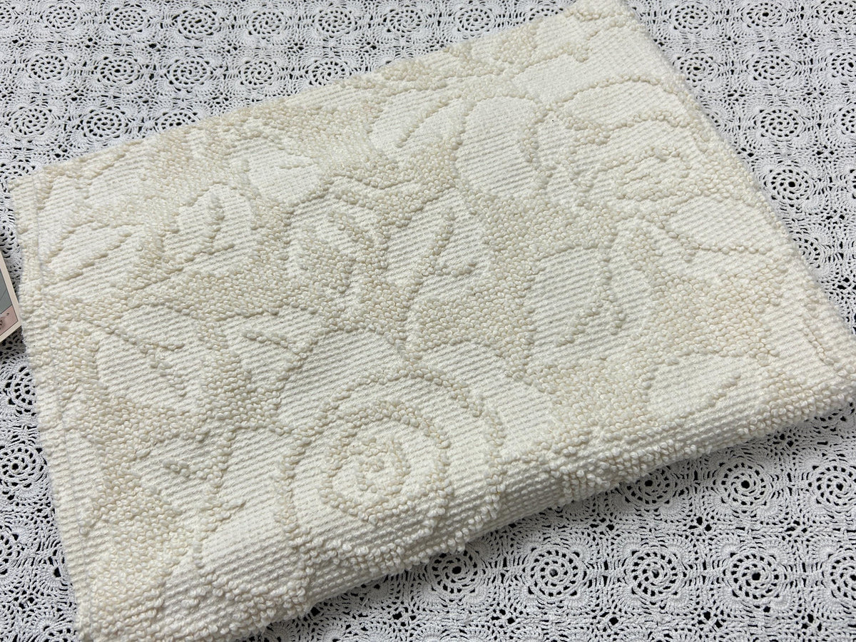 Cream White Vintage Chenille Fabric, Cabbage Roses, 20x30" Hobnail Woven Pc