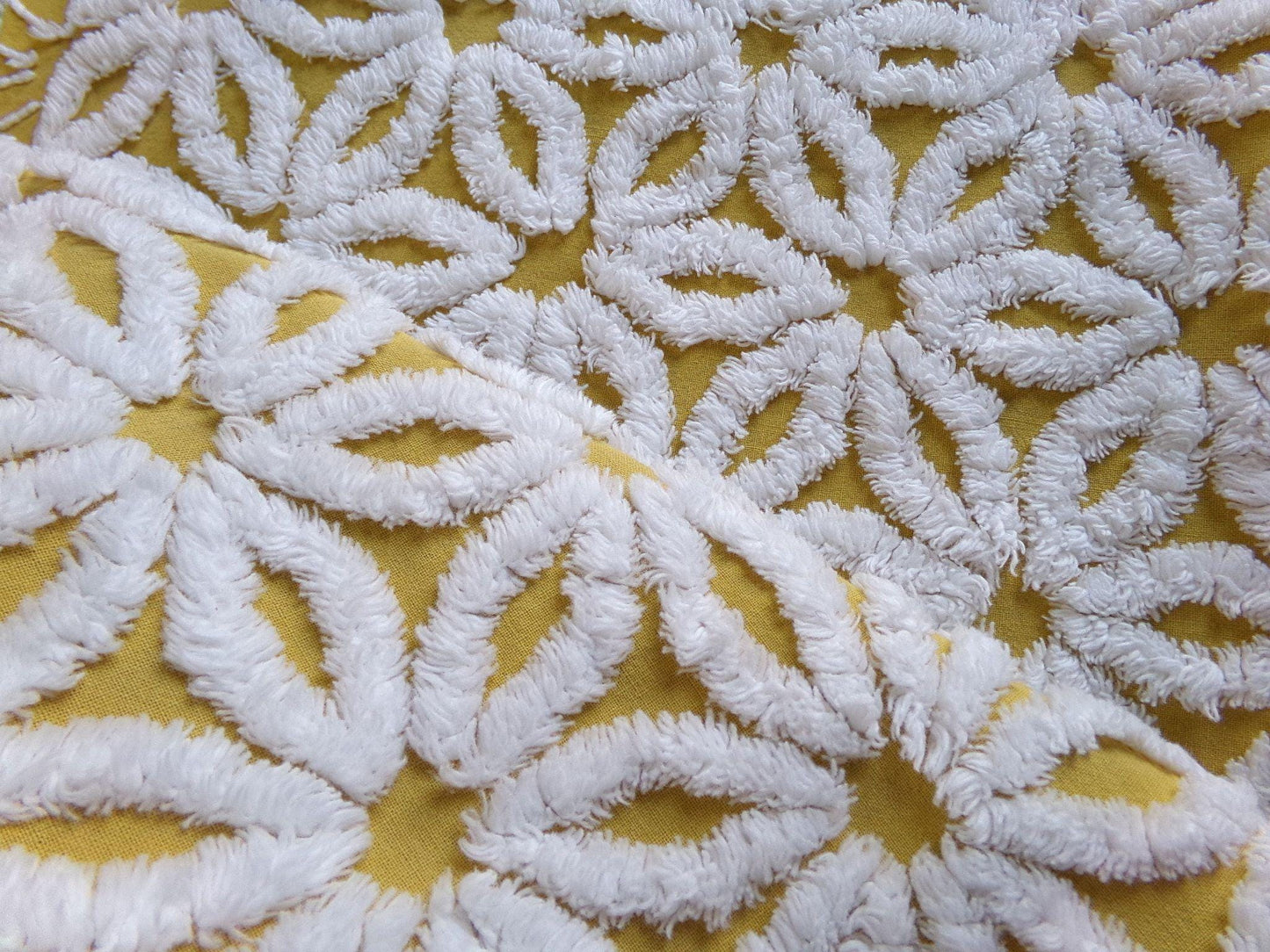 sunflower gold vintage chenille fabric tufted white daisy 20x24" boho quilt material