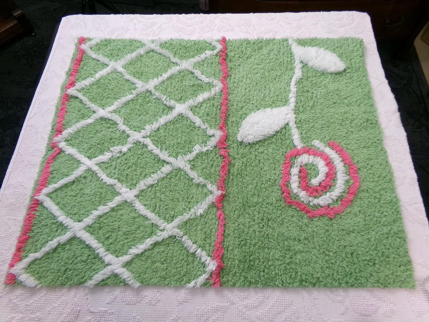 Pink Lollipop Flower Vintage Style Chenille Fabric Apple Green 22 x 27" Sewing Material