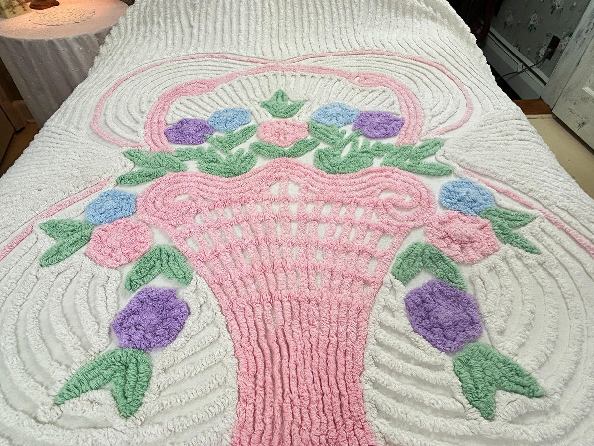 Vintage Chenille Bedspread Pink Flower Basket White Full Size Bed Cover