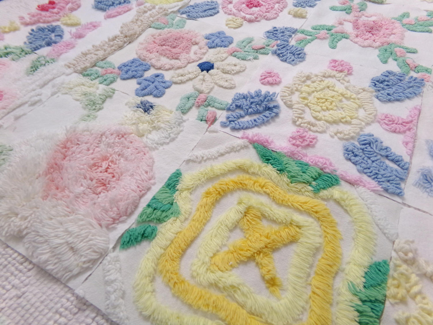 Vintage Chenille Fabric Squares Set of 16 Summer Wildflowers Floral Coordinating Quilt Blocks 6x6"