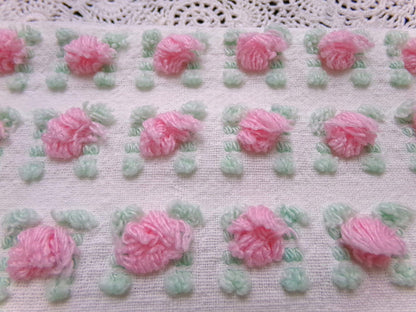 Popular Pink Rosebud Vtg Chenille Bedspread Fabric Rose Quilt Material 18x24"