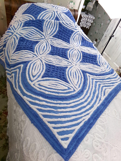 coastal style vintage chenille bedding, full size cotton bedspread in dramatic blue & white wedding ring design
