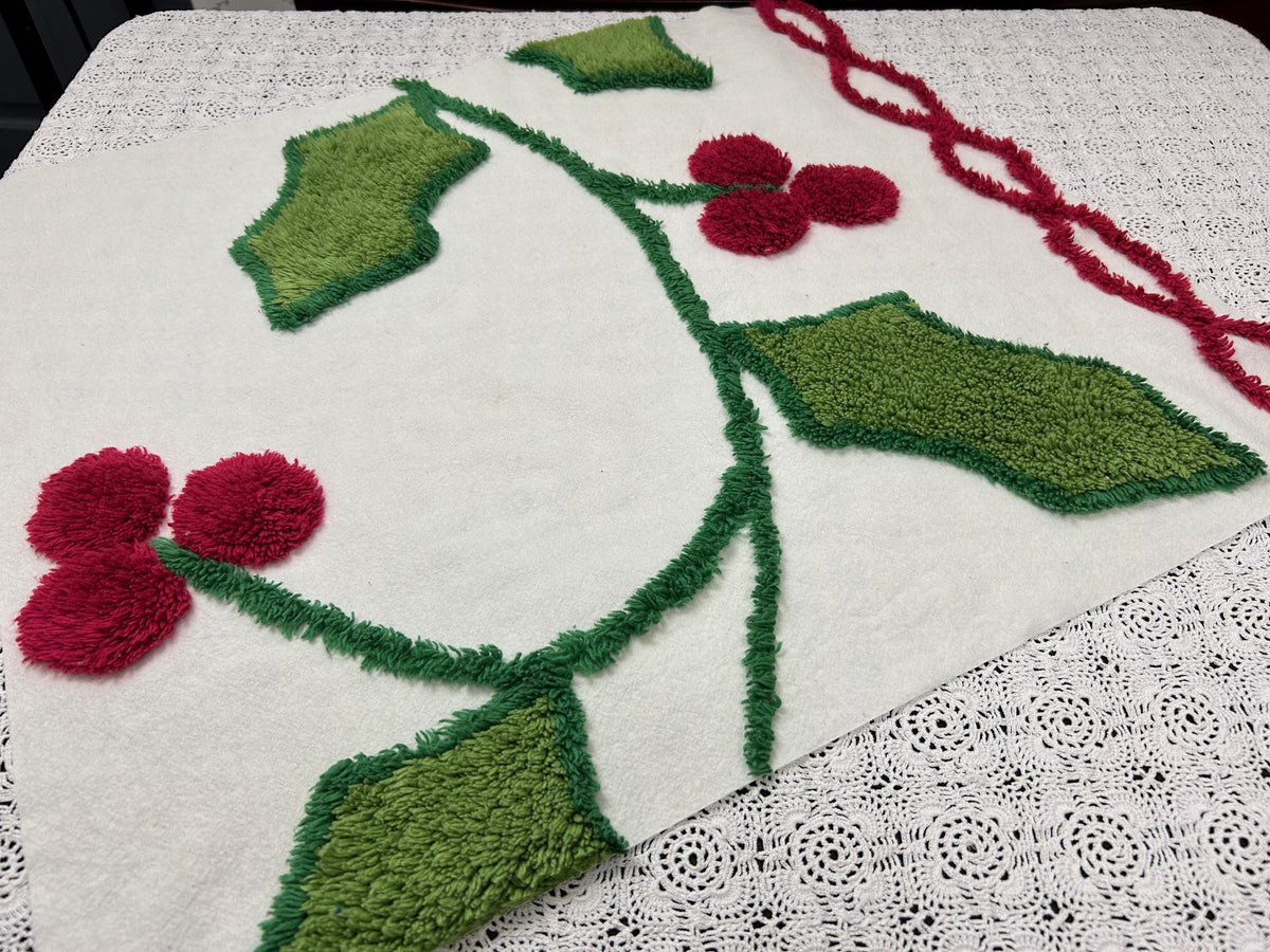 Holiday Vintage Chenille Fabric, Winter Holly Berry 22x20" Craft Piece