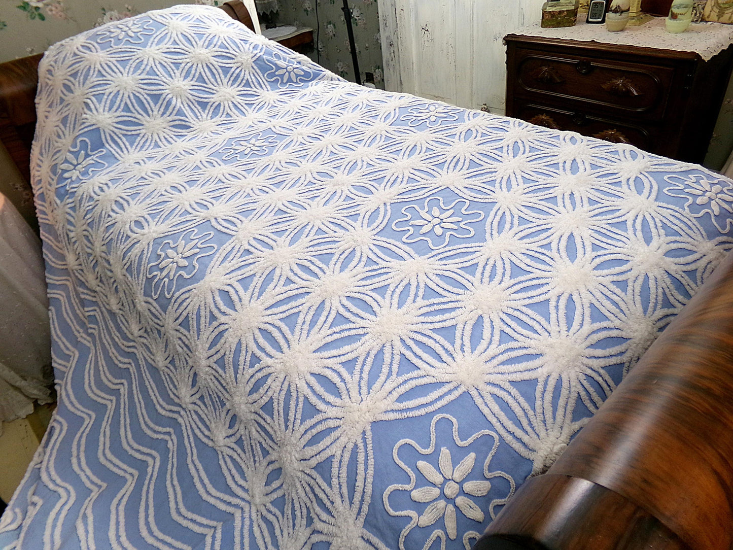 vintage chenille bedspread shabby beach cottage blue & white full size bedding