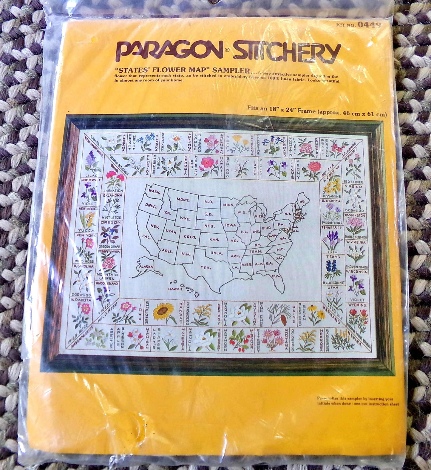 STATES' FLOWER MAP Sampler Vintage Paragon Crewel Embroidery Kit 0449 50 United States Floral Stitchery