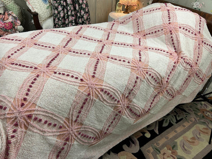 Pink Vintage Chenille Bedspread, Geometric Wedding Ring Dot Design, Full Size