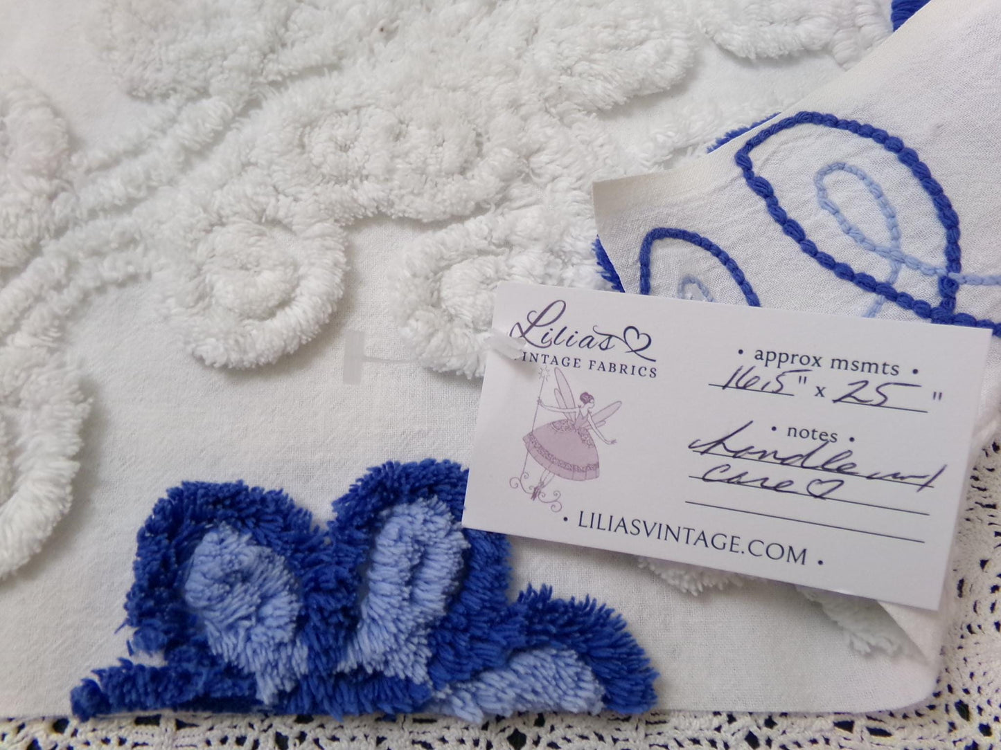 Blueberry Swirl Vintage Chenille Bedspread Fabric, Coastal Blue & White Daisy 16.5x25"