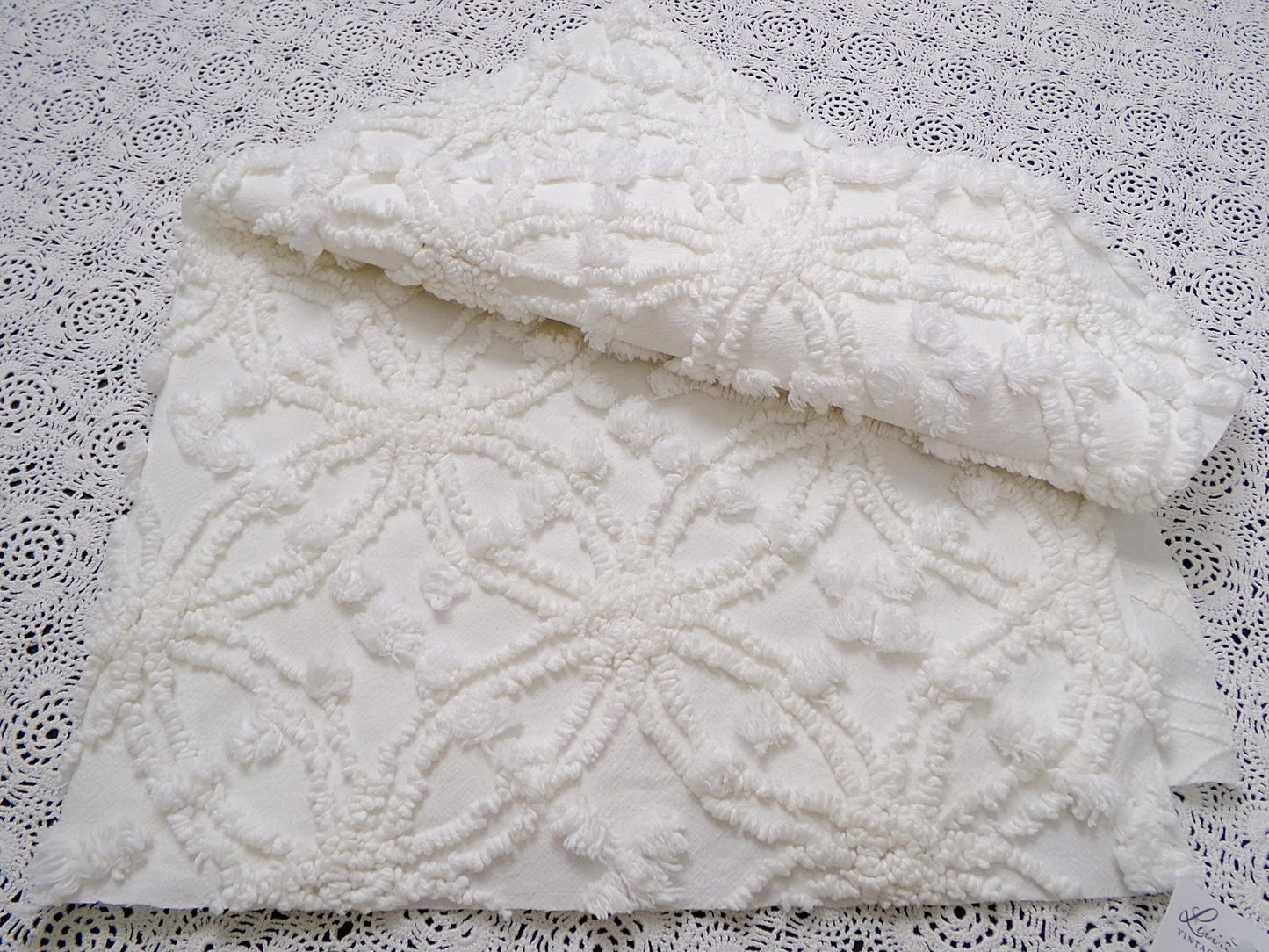 Vintage White Chenille Fabric Piece Spider Tuft Pops 18 x 24" Quilt Sewing Material
