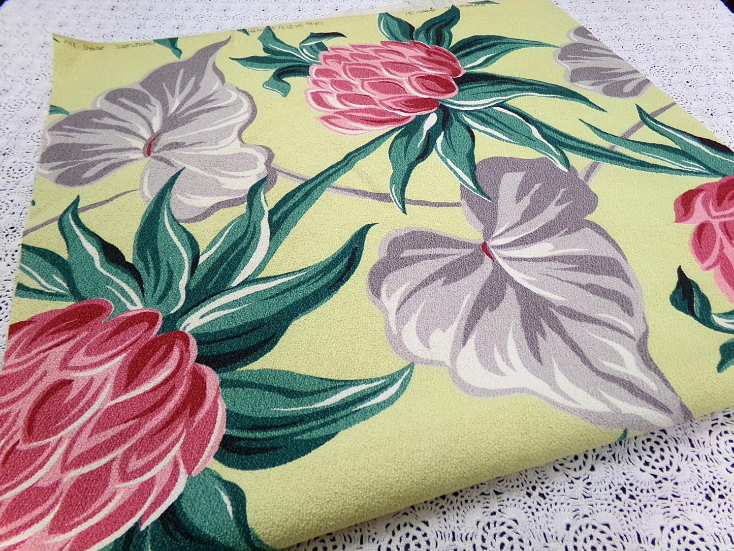 Vintage Barkcloth Fabric, Bold Pink Ginger Bloom Florals, Gray Tropical Elephant Ears 21" x40"
