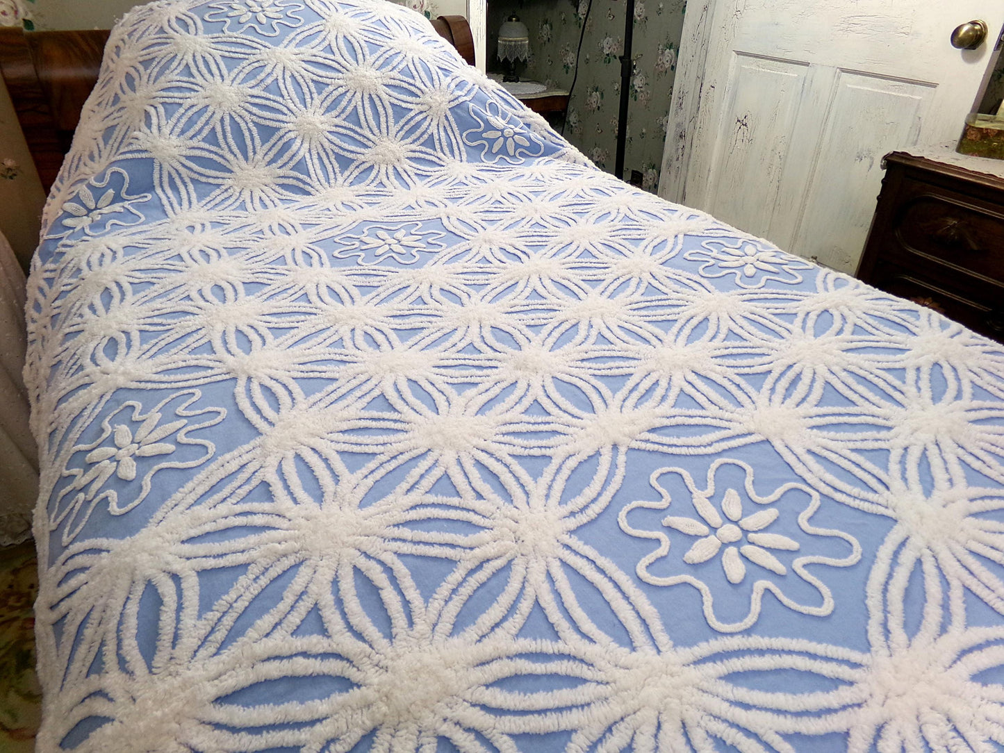 vintage chenille bedspread shabby beach cottage blue & white full size bedding
