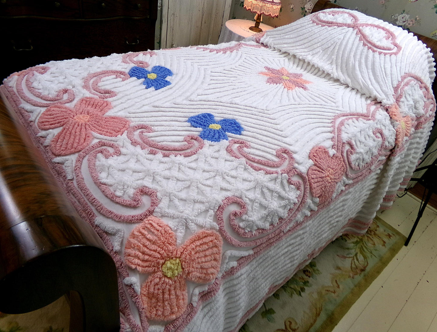 Vintage Chenille Bedspread Full Size Plush Luxurious Tufting, Shabby Chic Style Cotton Bedding