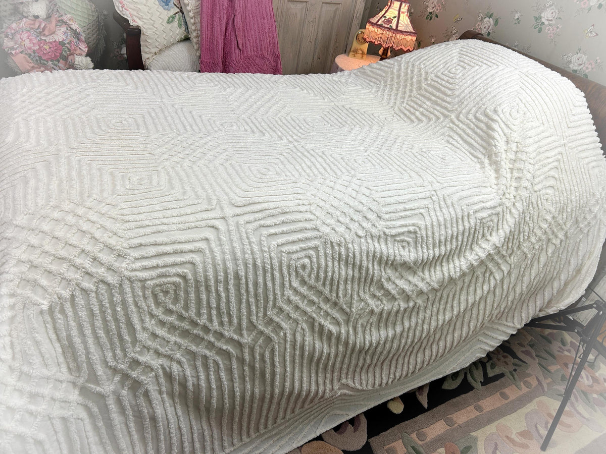 Quietly Bold Vintage Chenille Bedspread, Nested Squares & Diamonds, Full Size