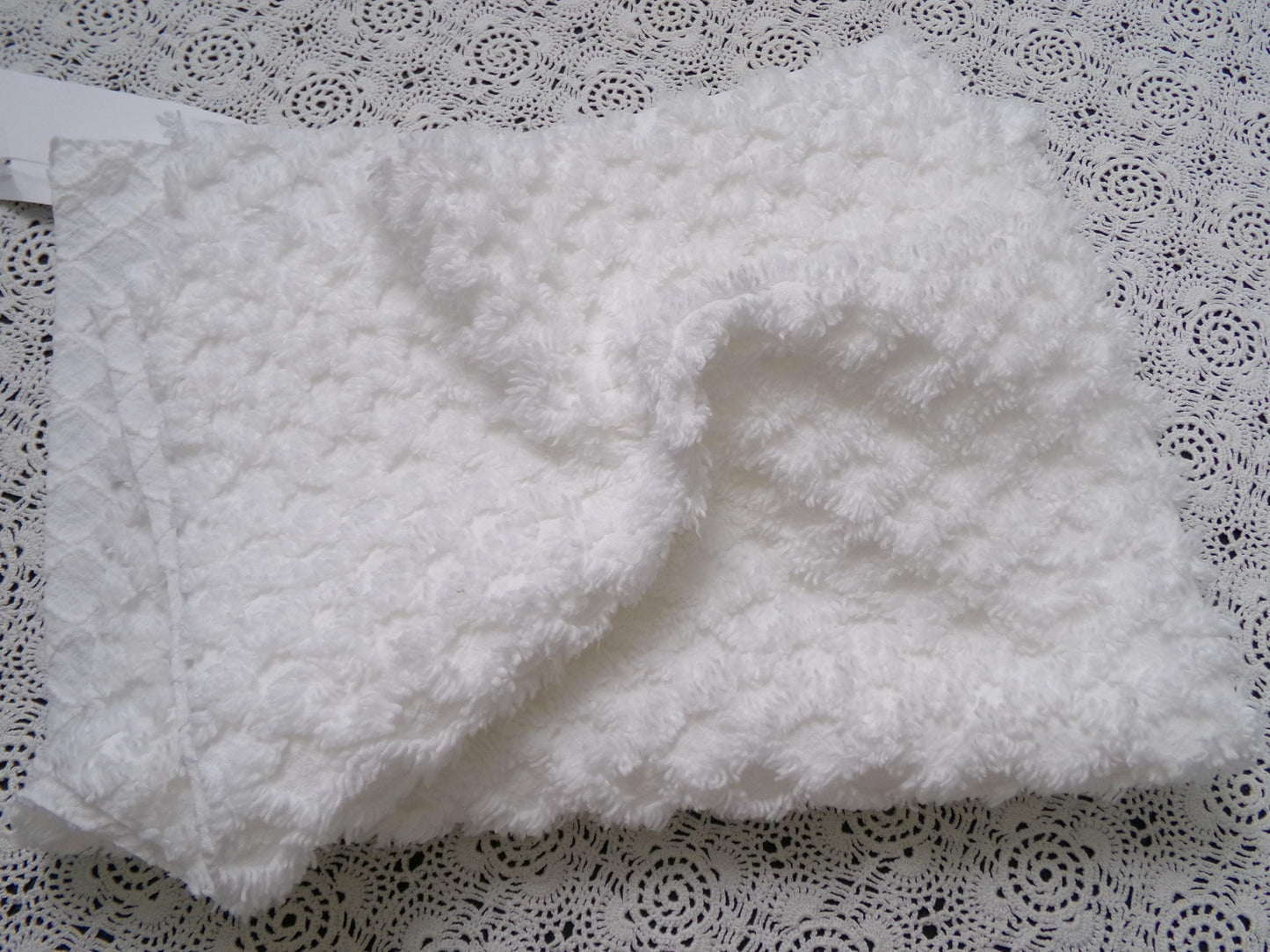 Soft White Vintage Chenille Fabric Diamond Lattice Geometric 18" x 24"