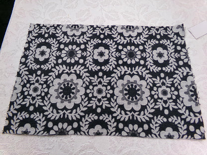 Black & White Floral Vintage Woven Fabric, FLOWER POWER Mod Daisy Reversible Sewing Quilt Material, 16" x 24"
