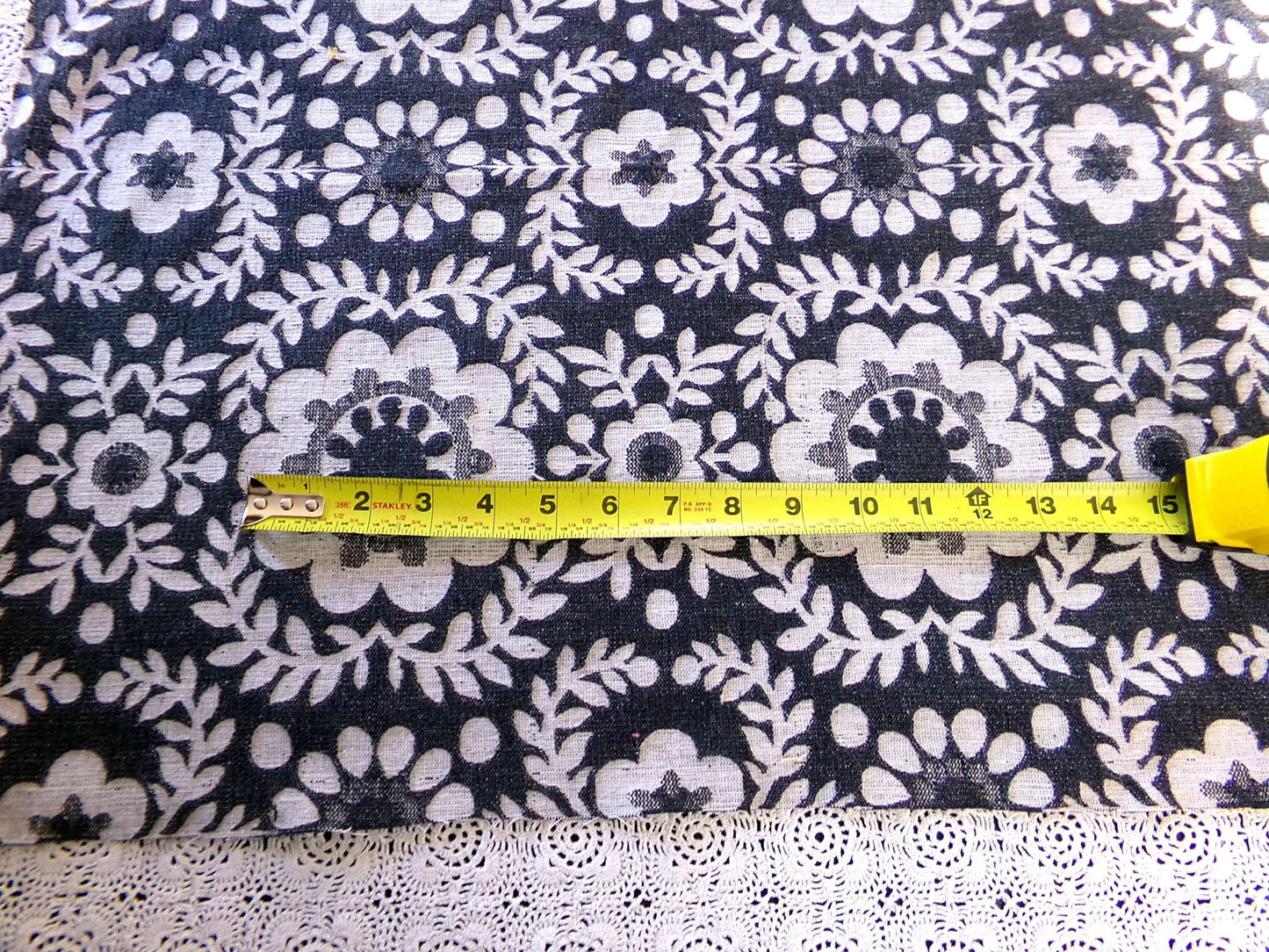 Black & White Floral Vintage Woven Fabric, FLOWER POWER Mod Daisy Reversible Sewing Quilt Material, 16" x 24"