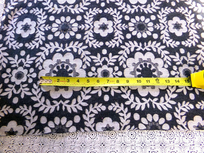 Black & White Floral Vintage Woven Fabric, FLOWER POWER Mod Daisy Reversible Sewing Quilt Material, 16" x 24"