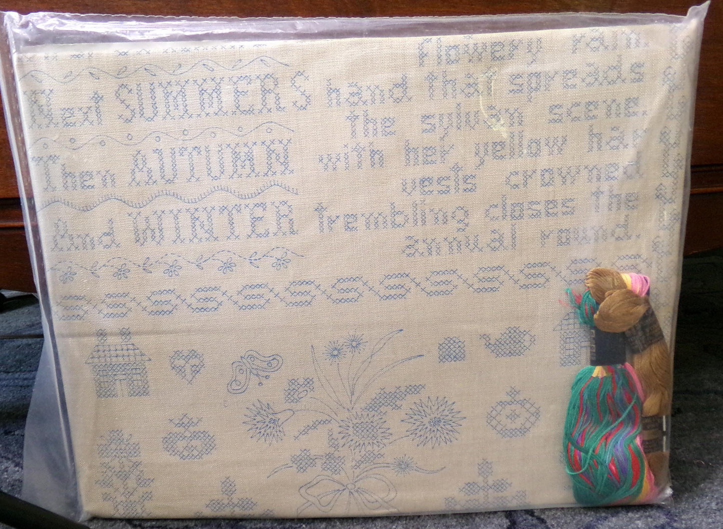 Vintage Cross Stitch Embroidery Sampler: The Season's, Paragon Stitchery Kit 0673