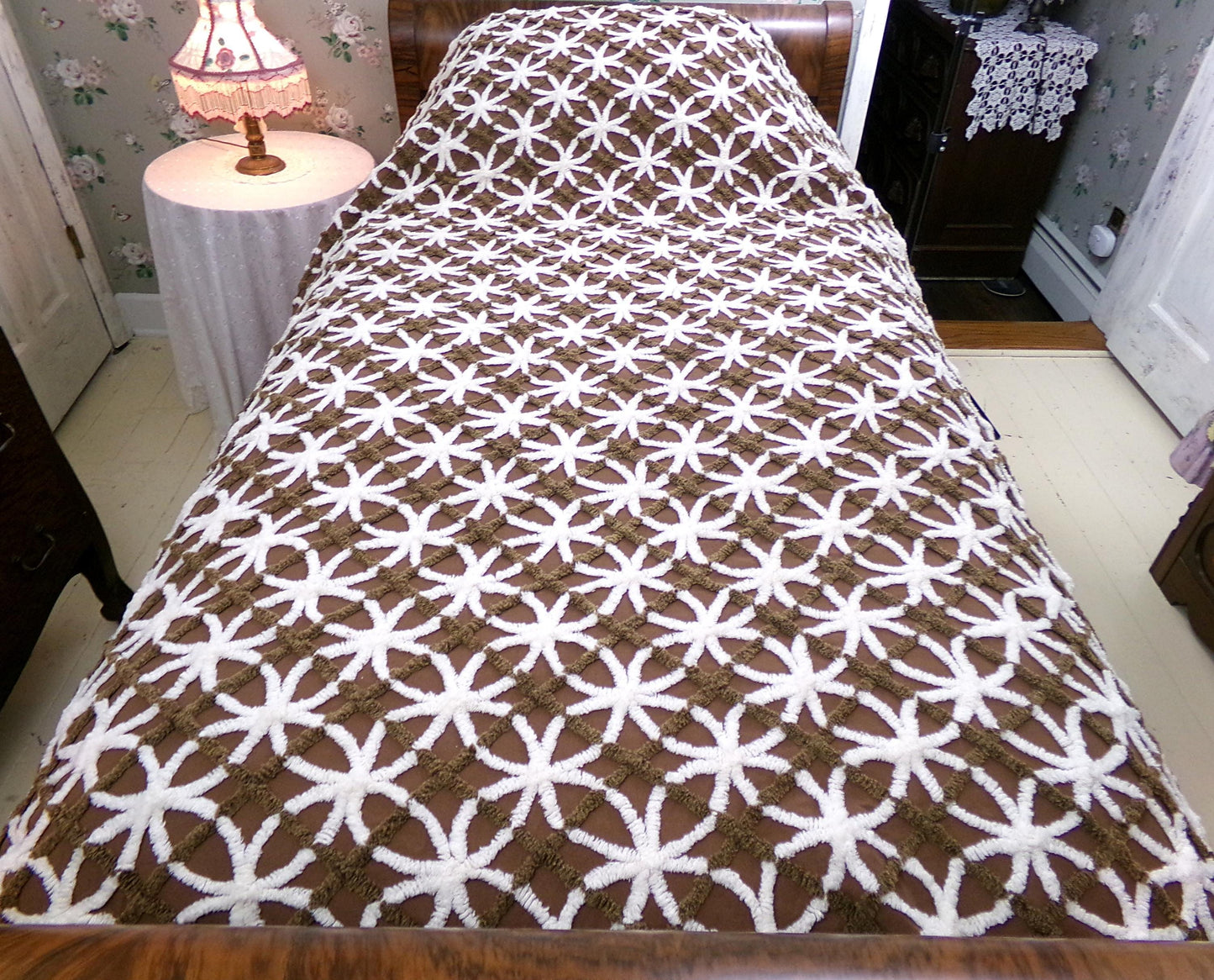 Vintage Chenille Bedspread: Chocolate Cookies Brown Full Size Cotton Bedding