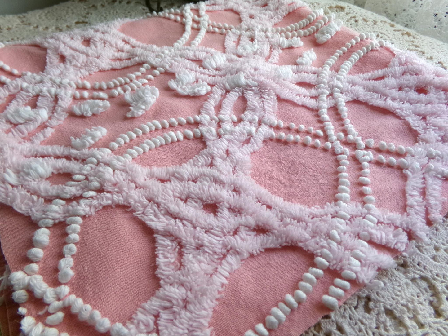 rose pink vintage chenille fabric, infinity links & pearl pops design 21" x 22"