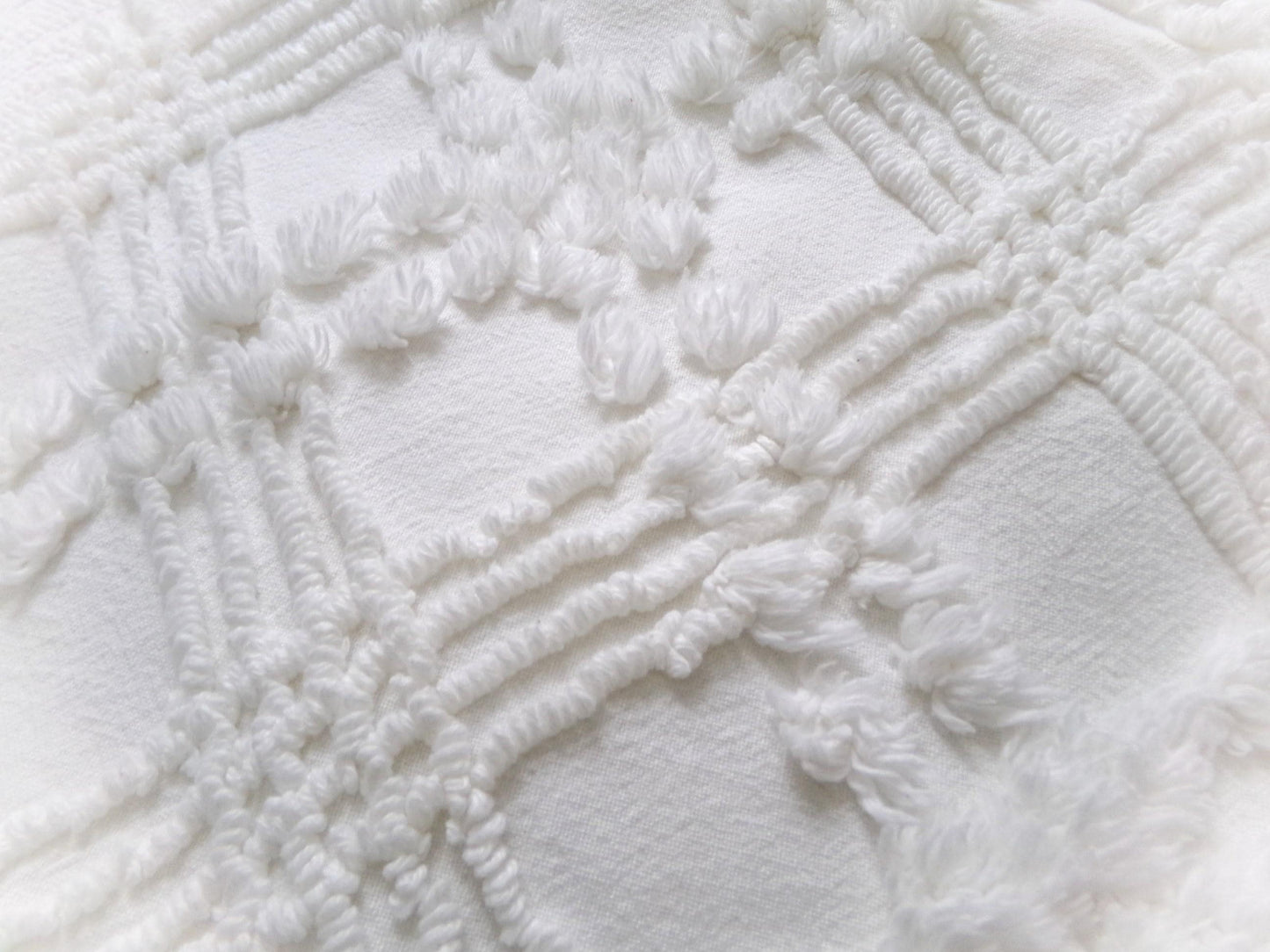 Wintry White Vintage Chenille Fabric Piece, Needletuft Sewing & Quilt Material, 18" x 22"