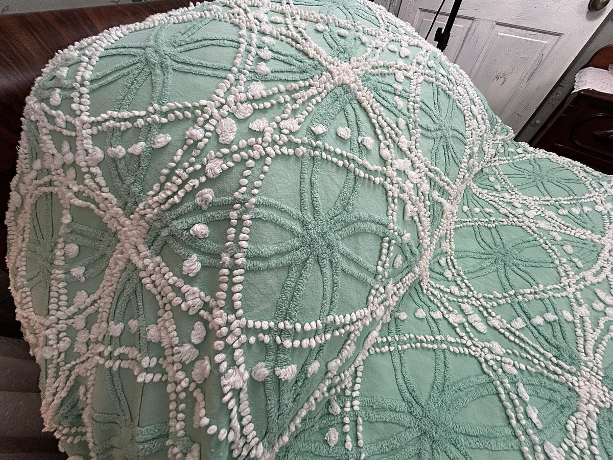 Vintage Chenille Bedspread Shabby Twin Jade Green White Spiderweb Starburst