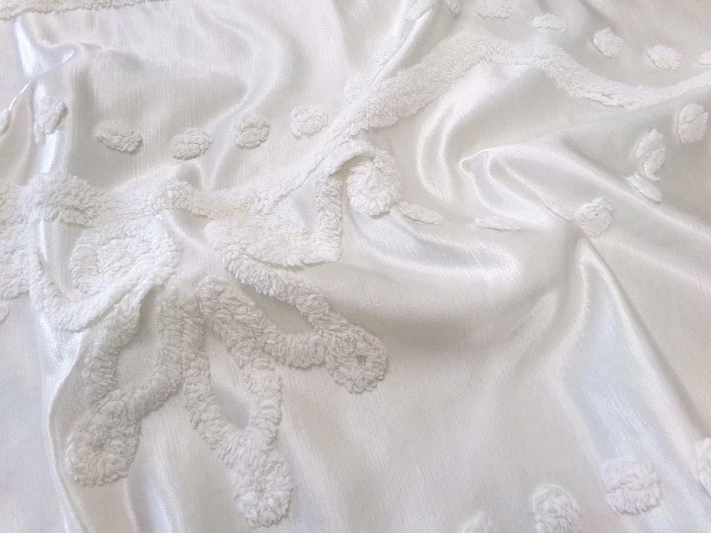 Tufted White Satin Vintage Chenille Bedspread Fabric, Shabby Romantic 19x24"