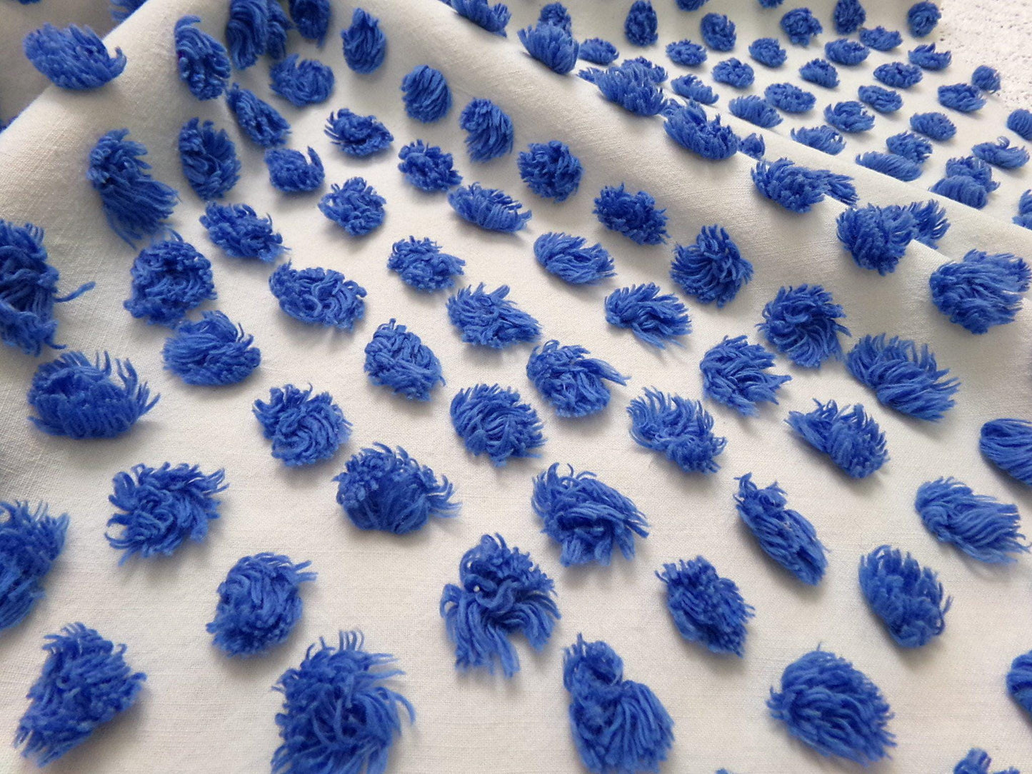 royal blue pops vintage chenille bedspread fabric handtufted white cotton 20x24"