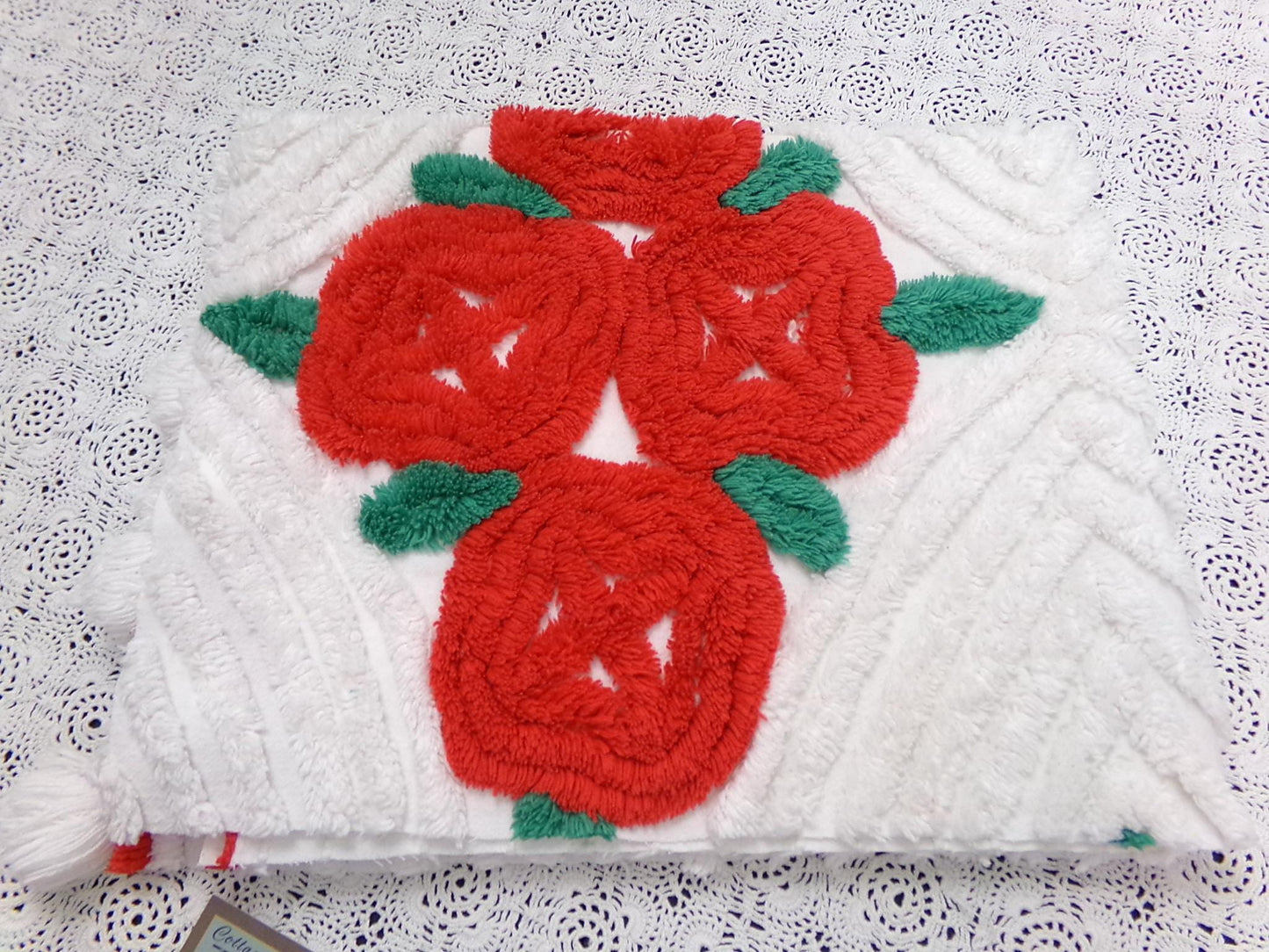 Shabby Cabbage Roses Vintage Chenille Bedspread Fabric, Plush Red Floral 20x24"