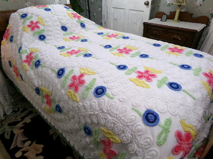 Canyon Group Vintage Chenille Bedspread, Twin Size Rainbow Wedding Cake Design