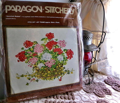 Boho GERANIUM BASKET Crewel Embroidery Kit Floral Vintage Paragon Needlecraft 0970