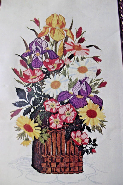 GARDEN BEAUTIES Vintage Crewel Embroidery Kit Paragon Floral Stitchery 0123