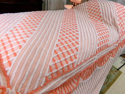 creamsicle vintage chenille bedspread, peach & white optic geometric, cotton full size bedding